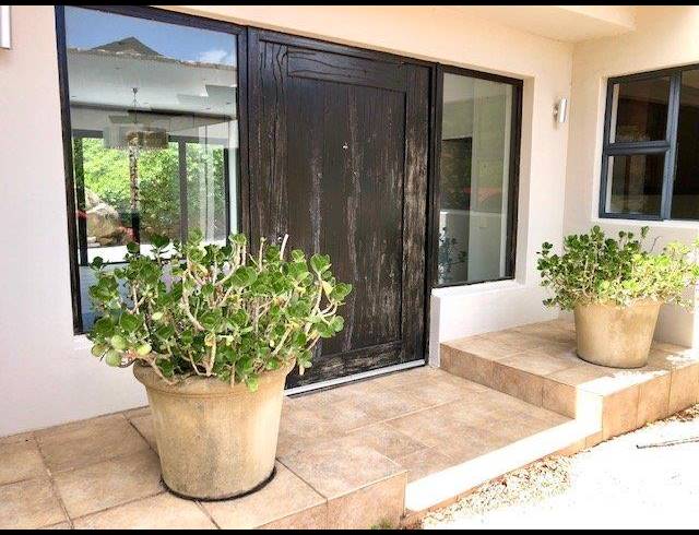 4 BEDROOM PROPERTY TO RENT IN HOUT BAY